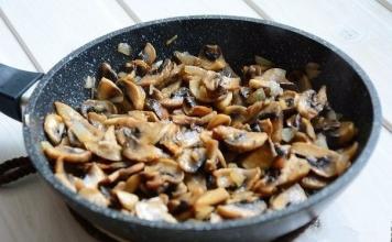 Heljda s gljivama i piletinom pečena u pećnici s receptom za kiselo vrhnje Kuhanje korak po korak s fotografijom heljde s gljivama i piletinom
