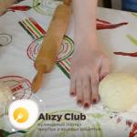 Как да си направим вкусни гевреци с извара със сладко по рецепта със снимка Багели от тесто с извара „По-крехко от нежно“